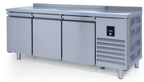 Mesa Refrigerada Snack 3 puertas Fondo 600 de 2000 x600 x850h mm ESTAMBUL