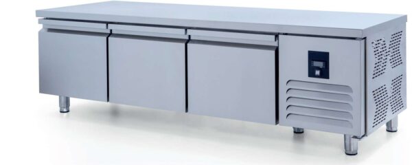 Mesa Baja Refrigerada GN1/1 de 3 puertas Fondo 700 de 2000x700x600h mm ESTAMBUL
