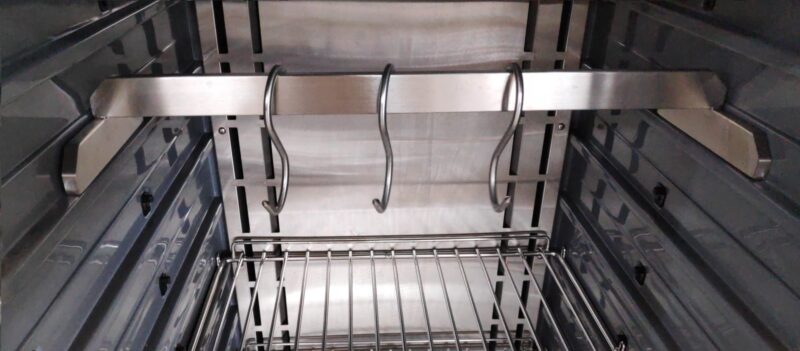 Barra carnicera y Ganchos de acero inoxidable para MC1000